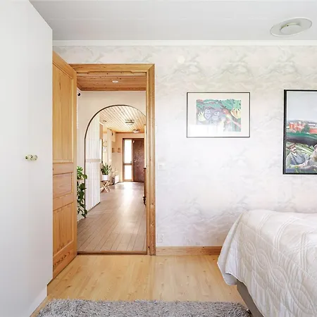Casa Antoniala A *